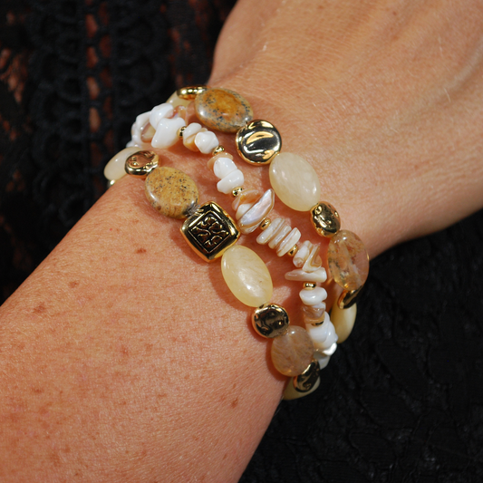 Solena armband – Sand Shell