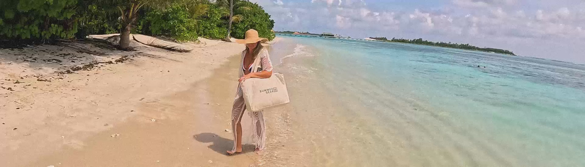 SummerGear header video met zomerse essentials voor elk moment