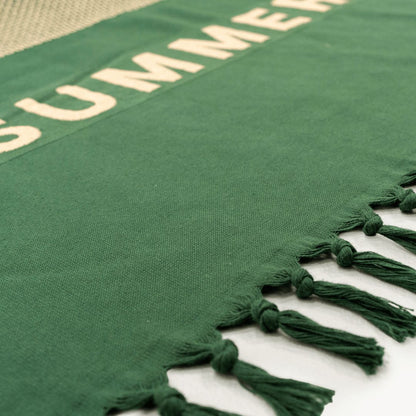 Groene hamamdoek van biologisch katoen van SummerGear met franjes detail
