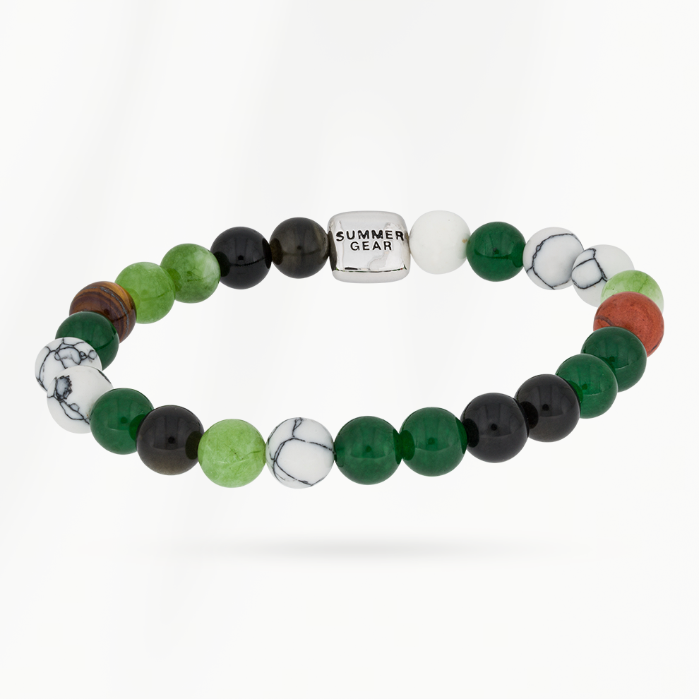 Grounded Mix kralenarmband voor heren van SummerGear met natuurstenen kralen, groene en zwarte accenten en wit gemarmerde kralen.