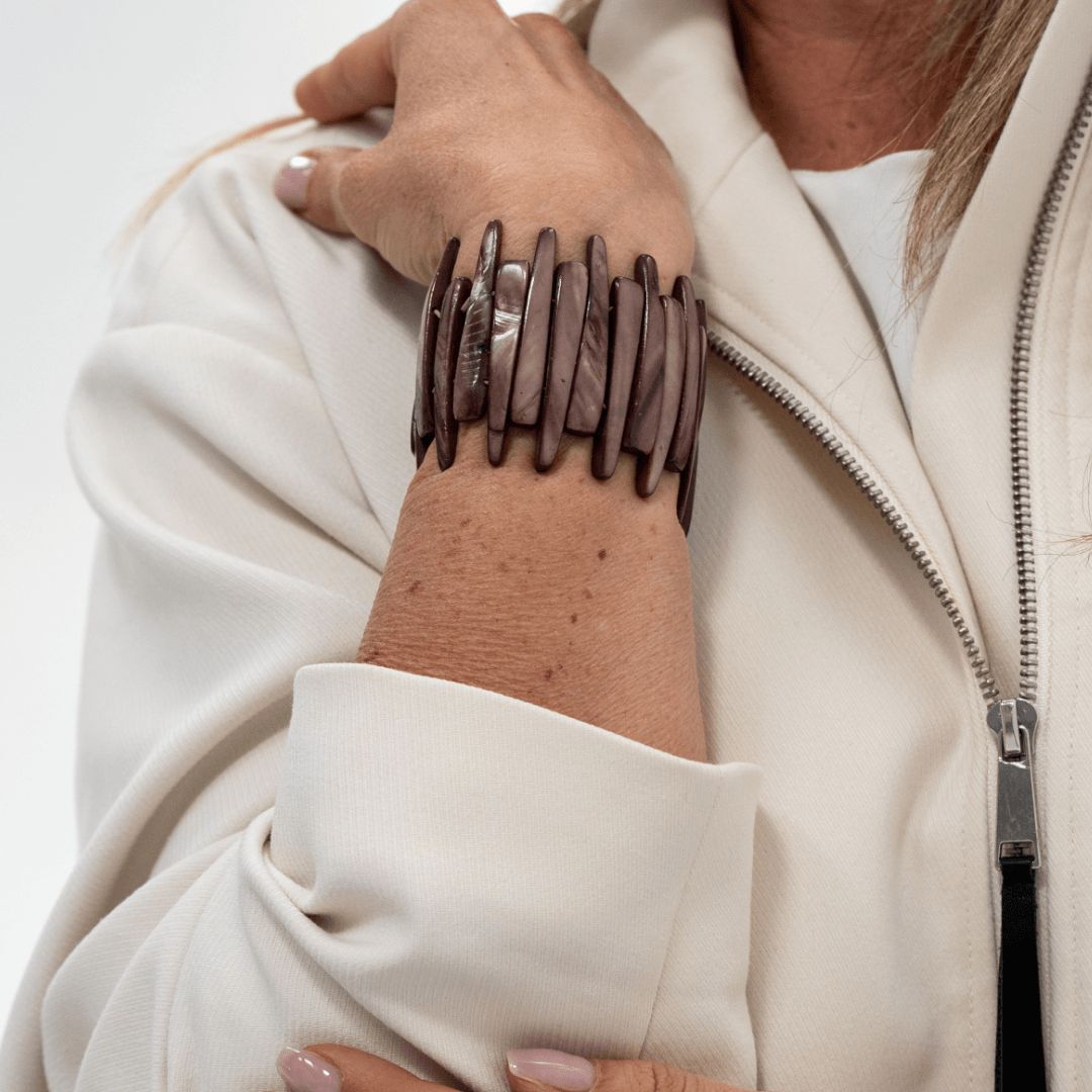 Elastische parelmoer armband Reef Stone met natuurlijke steenachtige tinten