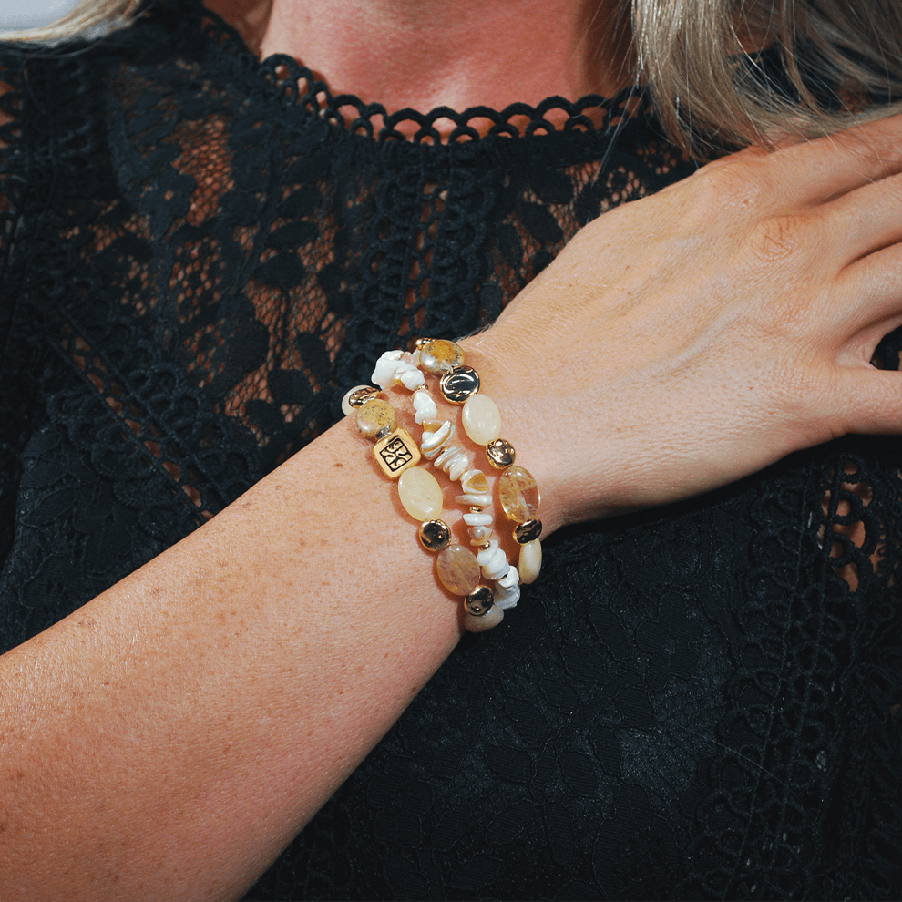 Solena bracelet – Sand Shell